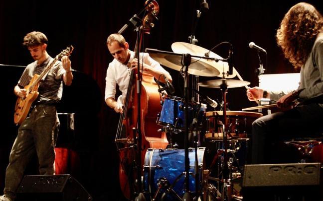 Fran Serrano fue el encargado ayer por la tarde de abrir una nueva temporada del programa Ondas de Jazz