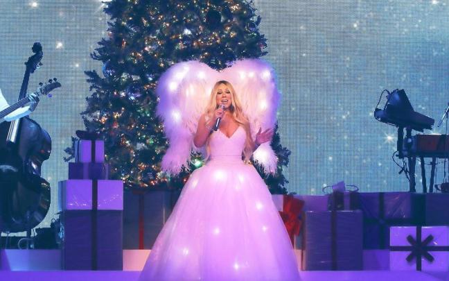 Mariah Carey actuando en el WiZink Center de Madrid en 2018. Mariah Carey actuando en el WiZink Center de Madrid en 2018.