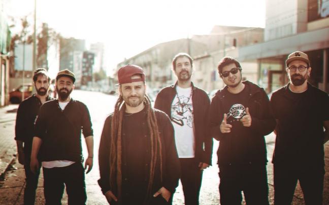 Hoy se escuchar&aacute;n ritmos reggae durante todo el d&iacute;a en el Kursaal y esta noche el grupo musical Green Valley pondr&aacute; en Sag&uuml;&eacute;s el broche final al d&iacute;a dedicado al reggae.