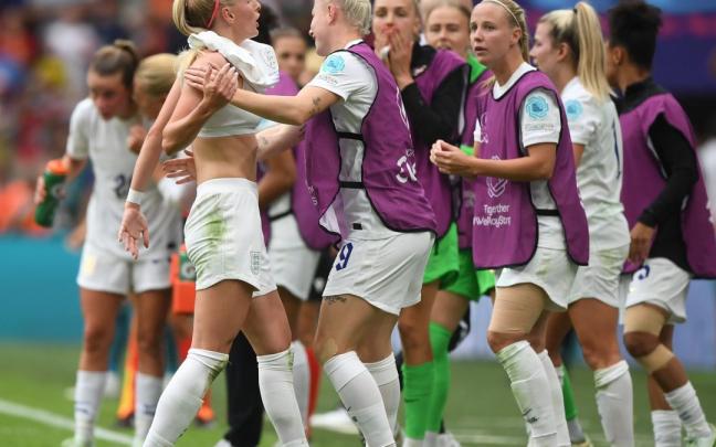 Chloe Kelly celebra su gol Chloe Kelly celebra su gol