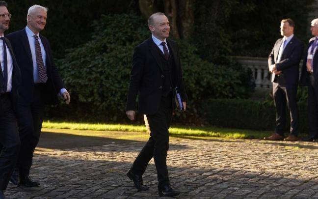 Heaton-Harris presentará este plan a las formaciones norirlandesas en Belfast.