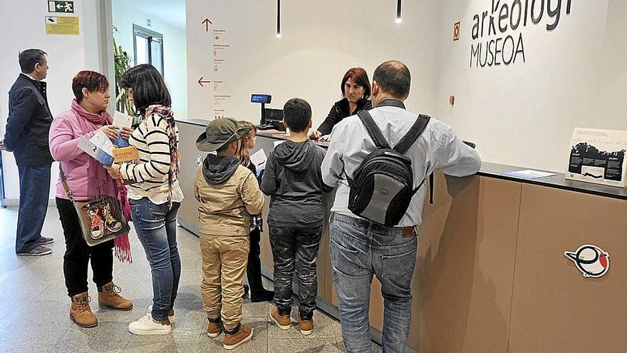 Entrada del Arkeologi Museoa, en Bilbao. | FOTO: OSKAR GONZÁLEZ