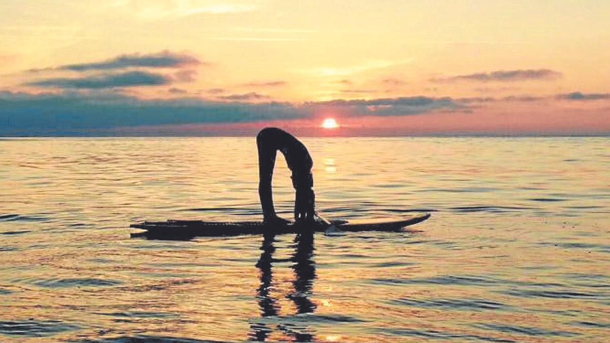 Yoga en el mar con Goazen Up!