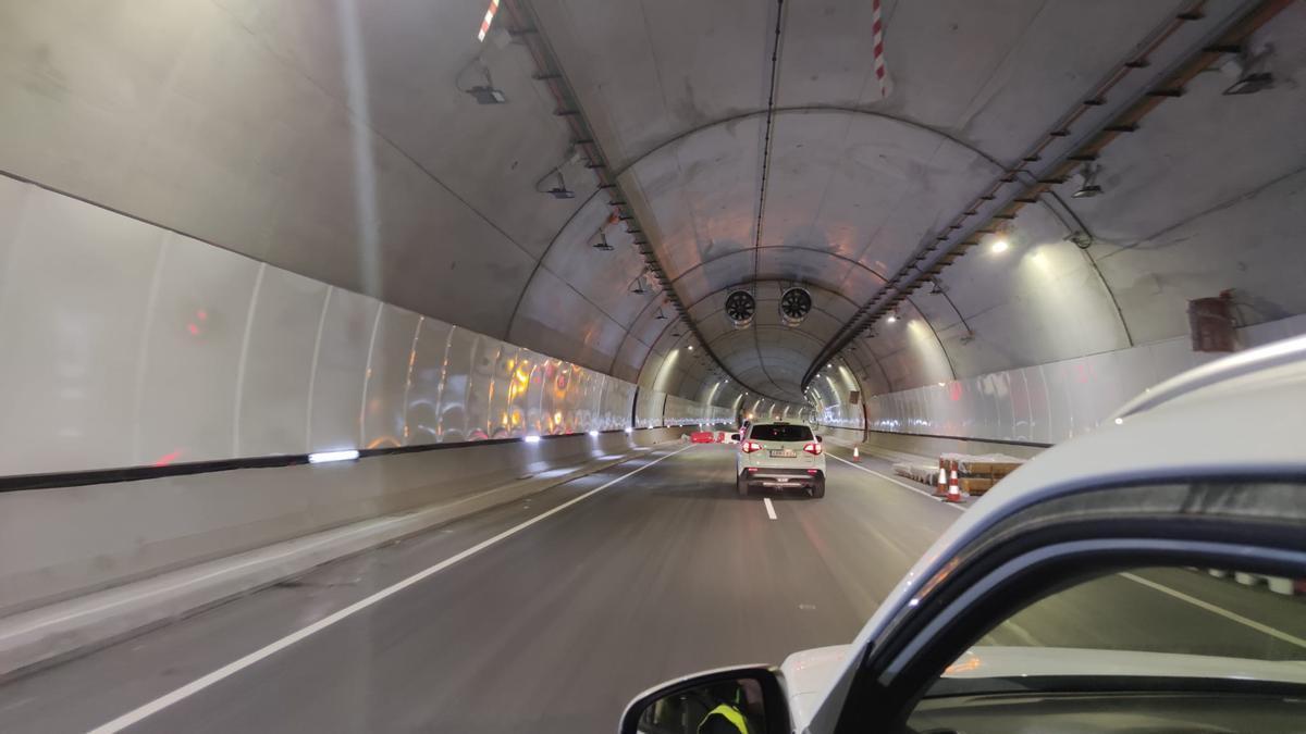 Los túneles del nuevo tramo de la Variante Sur Metropolitana ya incorporarán cuando se estrenen en primavera próxima la iluminación led