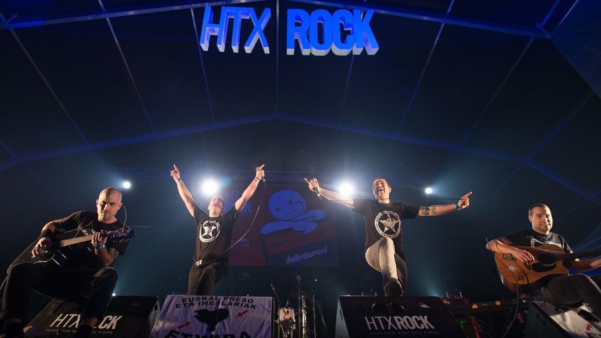 El grupo Des-Kontrol, cabeza de cartel de esta edición, en su concierto del Hatortxu Rock 2018.