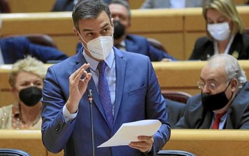 Pedro Sánchez, ayer, durante su intervención en el Pleno de Presupuestos del Senado. Foto: Efe