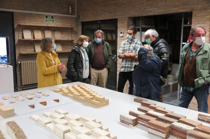 Presentación del proyecto seleccionado para representar el Memorial sobre los Centros de Detención de 1936.