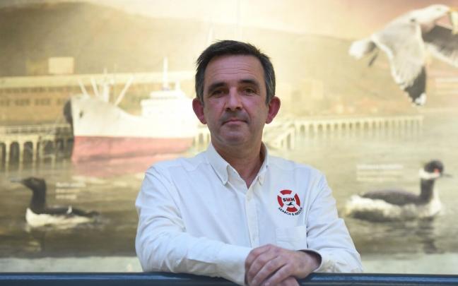 Iñigo Mijangos, presidente de Salvamento Maritimo Humanitario y socorrista del Aita Mari. Iñigo Mijangos, presidente de Salvamento Maritimo Humanitario y socorrista del Aita Mari.