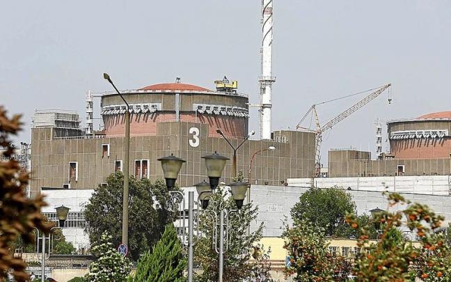 Central nuclear de Zaporiyia, en Ucrania. | FOTO: E.P. Central nuclear de Zaporiyia, en Ucrania. | FOTO: E.P.