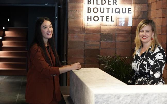 Alba Granados y Ana Bardanca, las directoras del Bilder Boutique Hotel del Casco Viejo de Bilbao