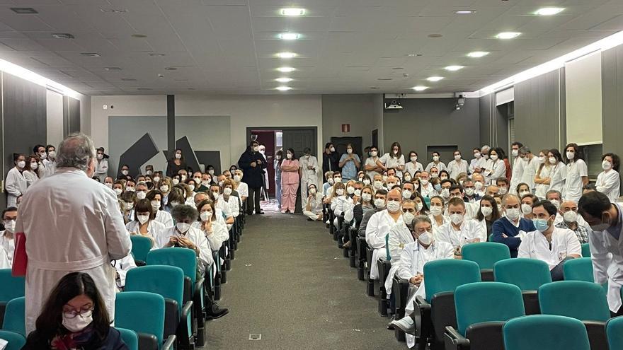 Asamblea de médicos en el Hospital Donostia