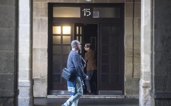 Un portal de la Parte Vieja. Un portal de la Parte Vieja.