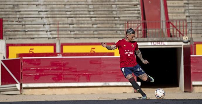 Chimy Ávila, durante la grabación de un vídeo