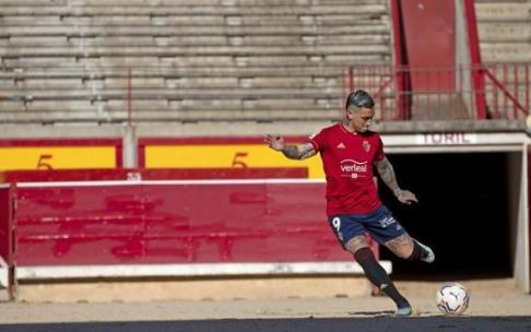 Chimy Ávila, durante la grabación de un vídeo Chimy Ávila, durante la grabación de un vídeo