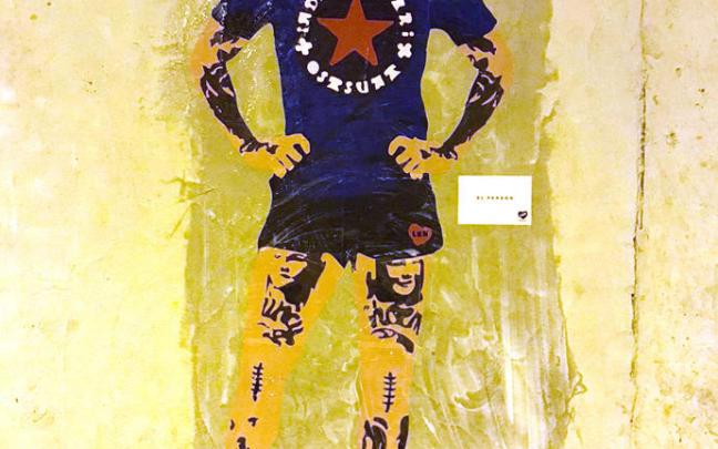 El mural de LKN con Chimy y la camiseta de Indar Gorri. El mural de LKN con Chimy y la camiseta de Indar Gorri.