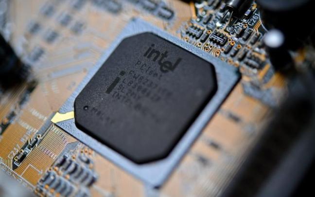 Estados Unidos es líder en el diseño de microchips pero el 81% del total mundial se fabrican en Taiwán y Corea, en firmas como TSMC. Estados Unidos es líder en el diseño de microchips pero el 81% del total mundial se fabrican en Taiwán y Corea, en firmas como TSMC.