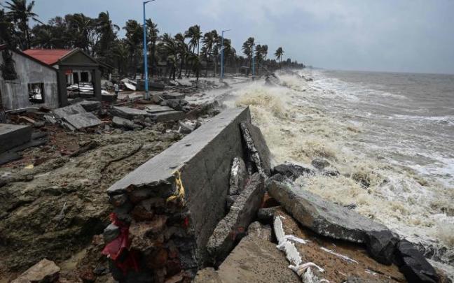 Los destrozos causados por un ciclón en China.