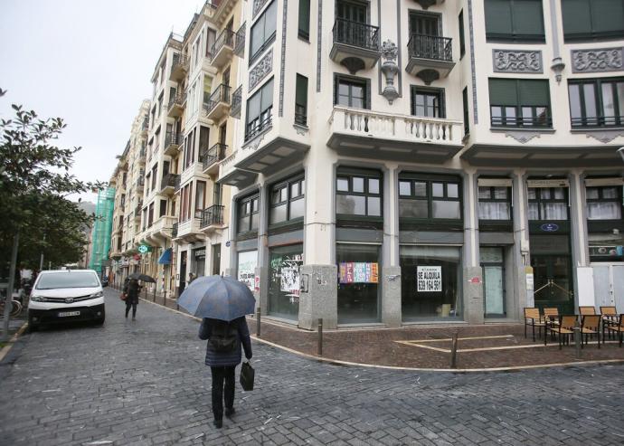 La pandemia afectó especialmente al comercio del barrio de Gros