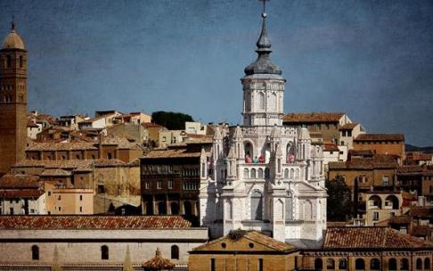 Vista exterior del cimborrio de la catedral de Tarazona, ejemplo y joya de la arquitectura mudéjar de Aragón.