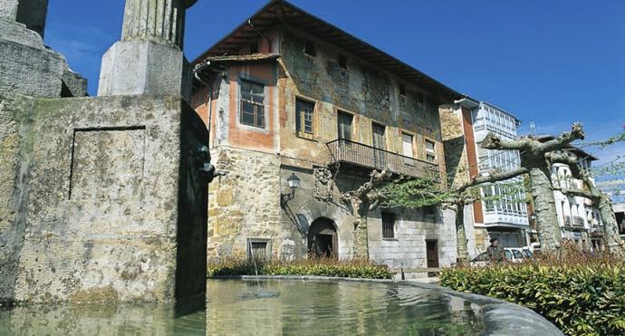 Areatza destaca por el patrimonio arquitectónico de su casco histórico.