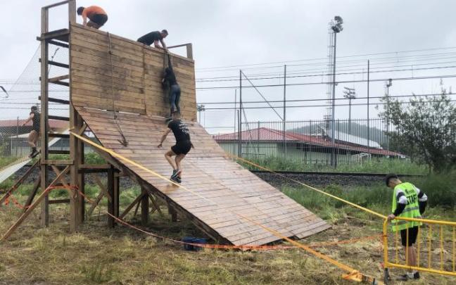 Los participantes realizaron un importante esfuerzo para terminar el Desafío de Guerreros.