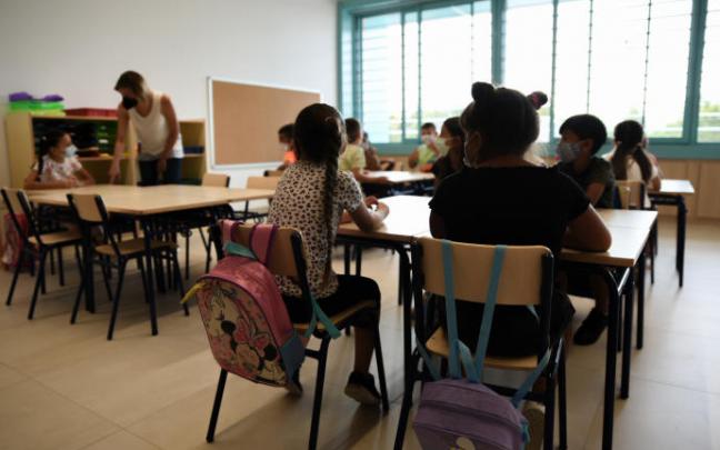 Alumnos en una clase. Alumnos en una clase.