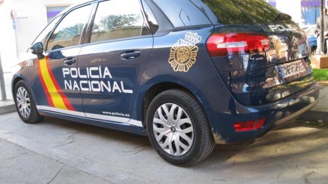Vehículo de la Policía Nacional. Vehículo de la Policía Nacional.