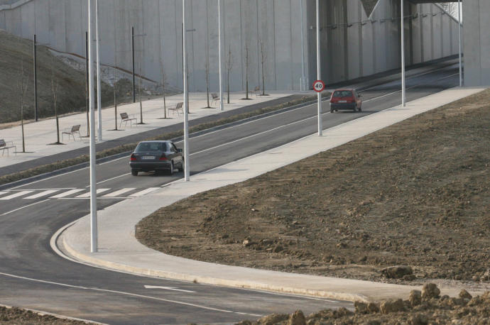 Las ventas de coches volvieron a caer el año pasado.