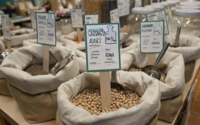 Interior de un comercio en Vitoria.