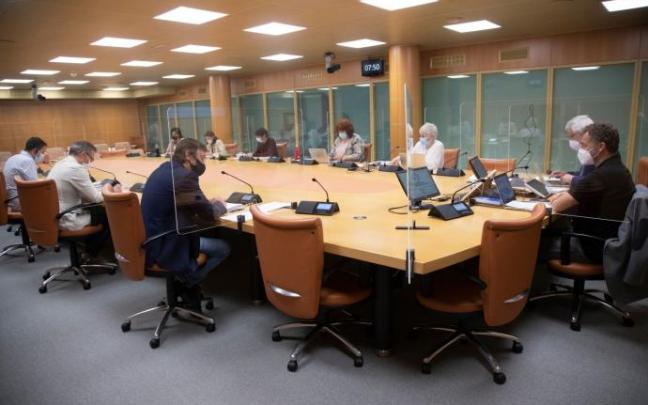 La Comisión de Salud aprueba el dictamen de la proposición de ley de medidas para la gestión de la pandemia La Comisión de Salud aprueba el dictamen de la proposición de ley de medidas para la gestión de la pandemia