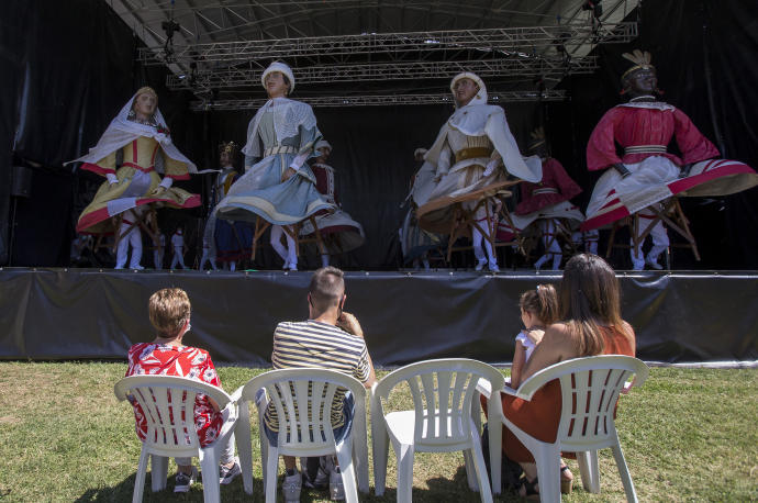 Agotadas en 80 minutos las 5.600 invitaciones para el último pase del espectáculo 'Baile de gigantes'