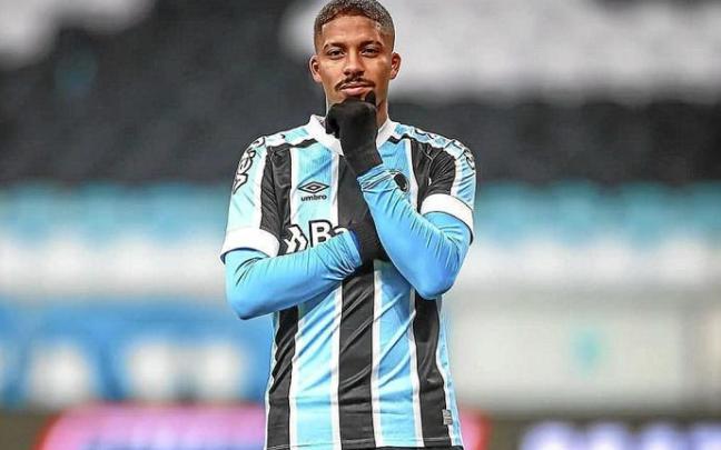 Jean Pyerre, durante un partido con el Gremio de Porto Alegre. Foto: Gremio
