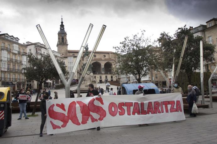 Concentración de SOS Ostalaritza.