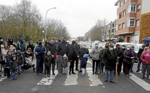 Concentración en Portal de Arriaga, 42