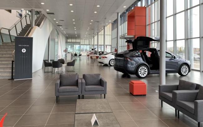 El descenso de las ventas de abril es prácticamente la mitad que el de marzo.