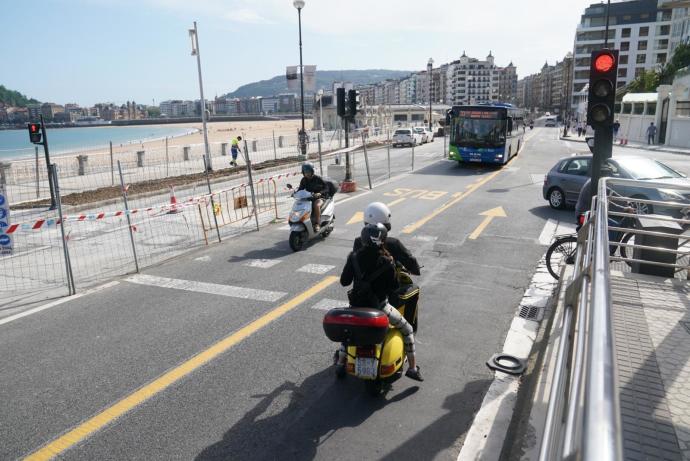 La Concha, con dos carriles abiertos al tráfico, esta mañana.