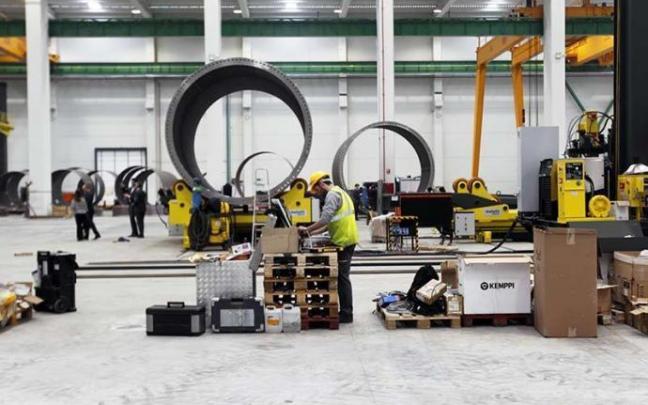 Trabajadores en una empresa.