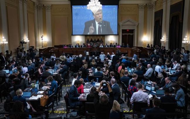 Imagen de la sala de prensa desde la que los periodistas siguen las declaraciones de la comisión de investigación. Imagen de la sala de prensa desde la que los periodistas siguen las declaraciones de la comisión de investigación.