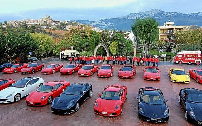 Exhibición de Ferraris en el Centro Temático del Vino Villa-Lucía, en el corazón de la Rioja Alavesa. Exhibición de Ferraris en el Centro Temático del Vino Villa-Lucía, en el corazón de la Rioja Alavesa.