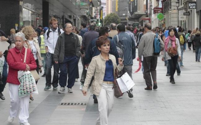 La confianza de los consumidores se hundió en marzo por la guerra en Ucrania.