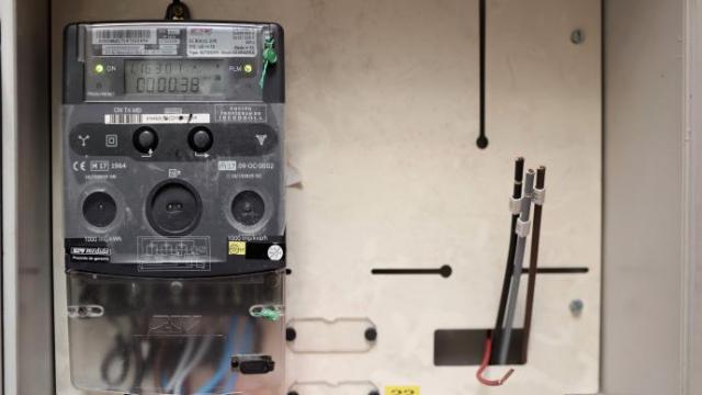 El precio medio de la electricidad para este lunes es un 270,88% más caro que hace un año