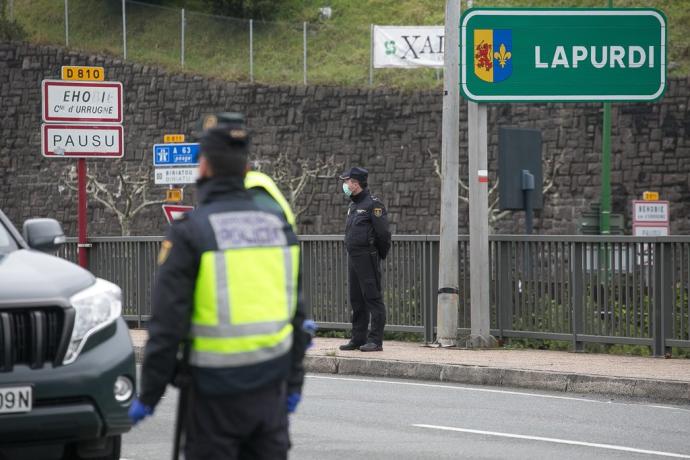 Controles en la muga durante la pandemia