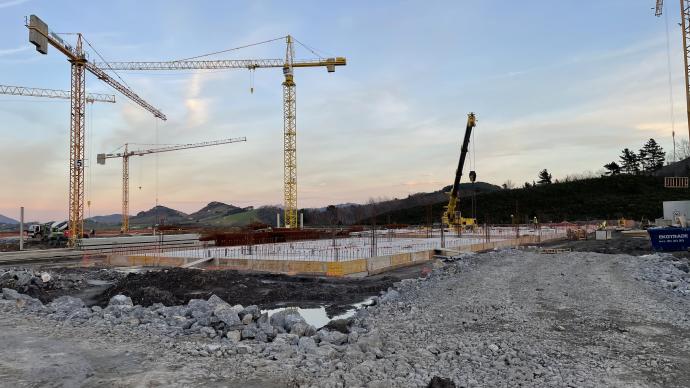 Obras de la nueva cárcel de Zubieta, en Donostia, recién iniciadas