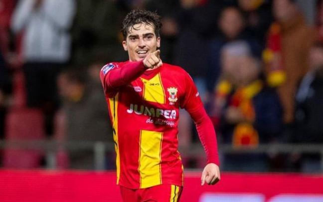 Iñigo Córdoba celebra uno de los doce goles anotados esta temporada. Iñigo Córdoba celebra uno de los doce goles anotados esta temporada.
