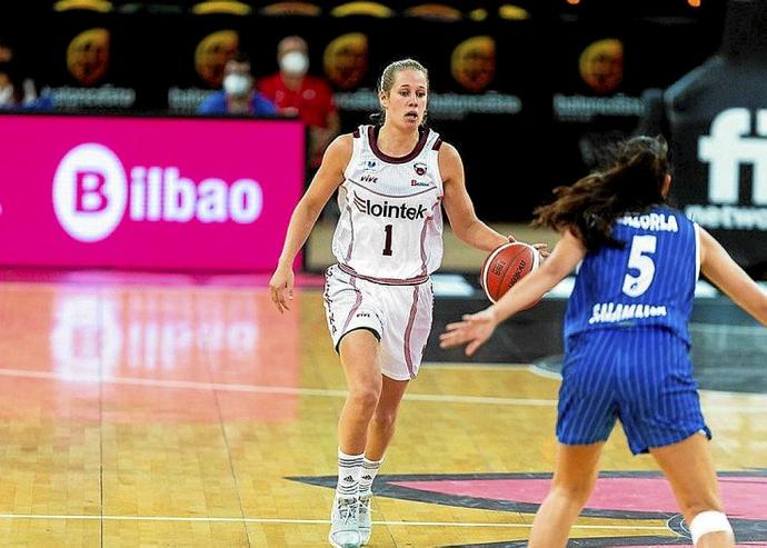 Laura Cornelius, en un partido de la pasada temporada con el Lointek Gernika. Foto: Gernika