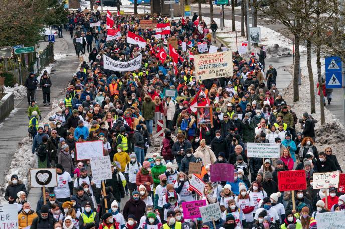 Imagen de archivo de una manifestación en Austria contra las medidas impuestas por el Gobierno.