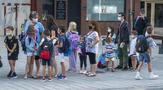 Inicio del curso escolar con mascarillas.