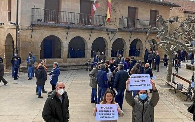 Protesta celebrada ayer en Elciego.