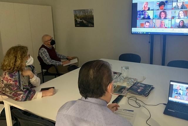 Cristina González en un encuentro virtual de las lanzaderas de empleo.