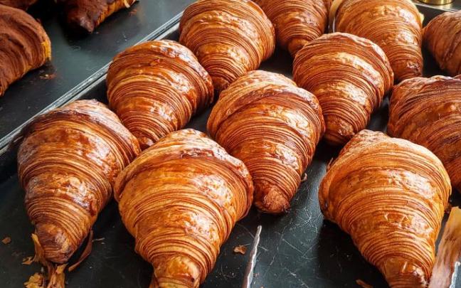 El 30 de enero es el Día Internacional del Cruasán, el bollo de hojaldre más popular del mundo.